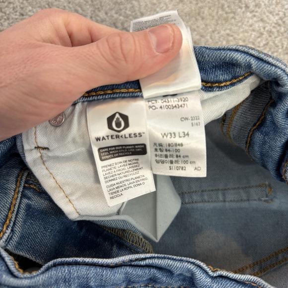 Levis 511 Jeans 33x34 Slim Fit Light Wash Blue Denim Casual Modern Everyday - Picture 2 of 9